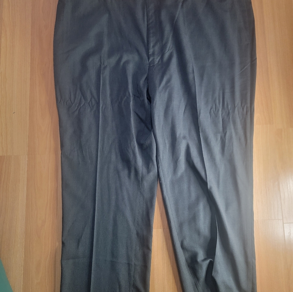 Stafford Year Round Flat Front Gray Dress Pants 50x39